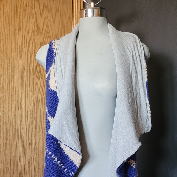 Small Blue+Tan Tabitha Wool Cardigan - Picture 3 of 5